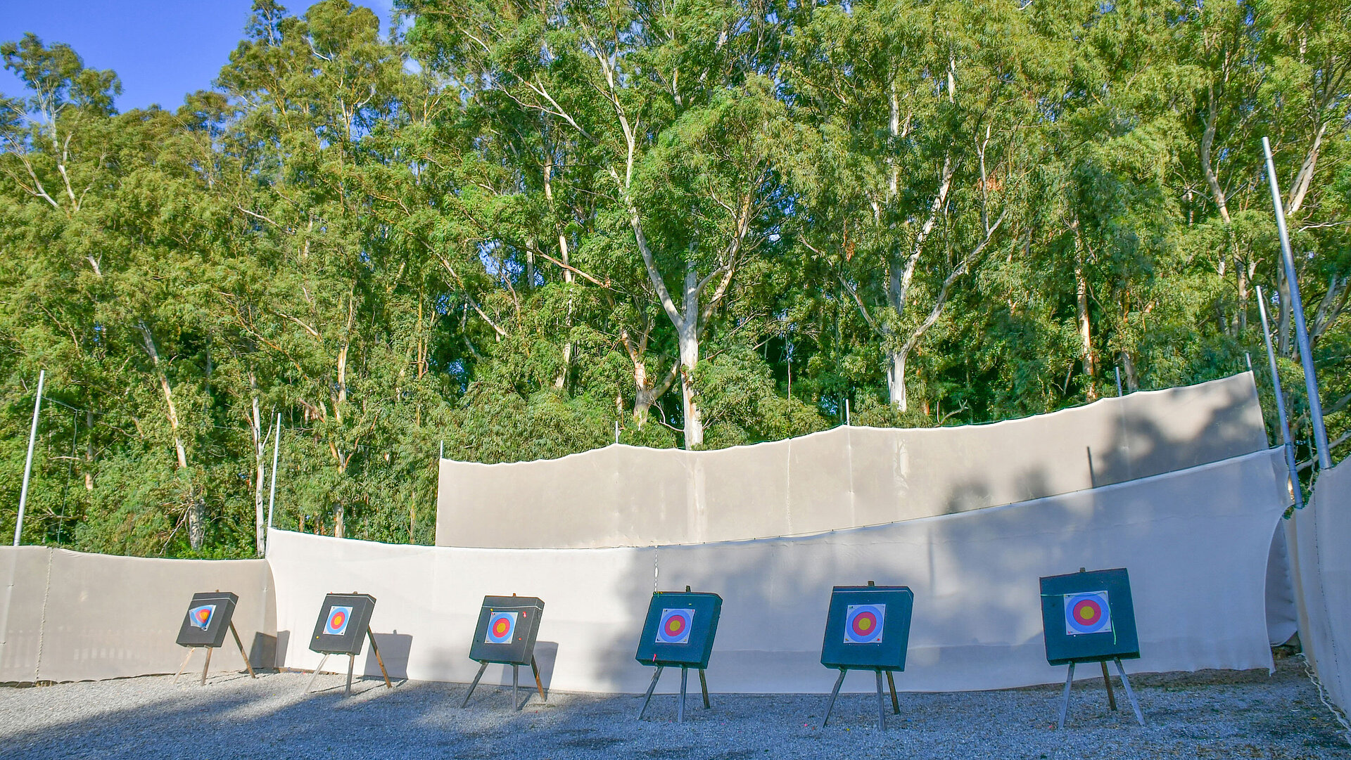 Archery Archery range with colourful targets at Maritim Resort Calabria for sporty leisure activities