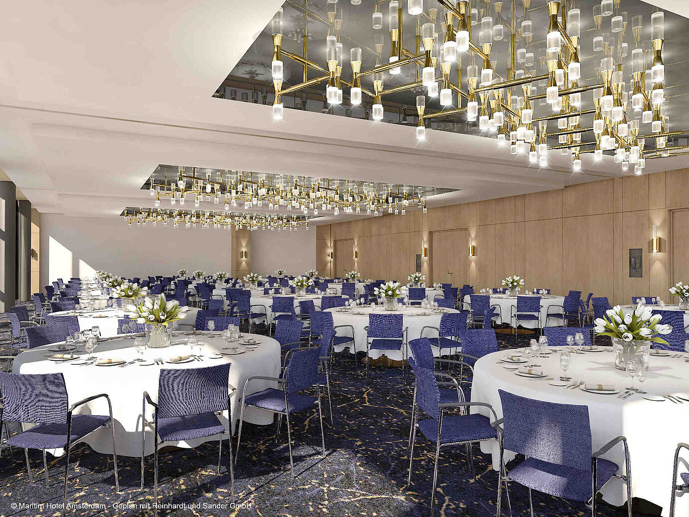 Elegantly set Berlin Hall at Maritim Hotel Amsterdam for events, banquets and celebrations