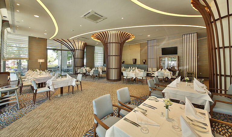 A-la-carte Montgolfier Restaurant  A-la-carte Montgolfier Restaurant | Maritim Hotel Paradise Blue Albena