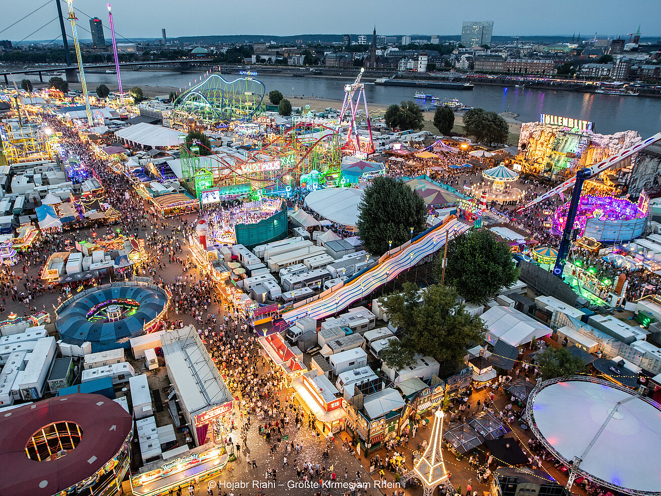 Große Kirmes on the Rhine Große Kirmes on the Rhine